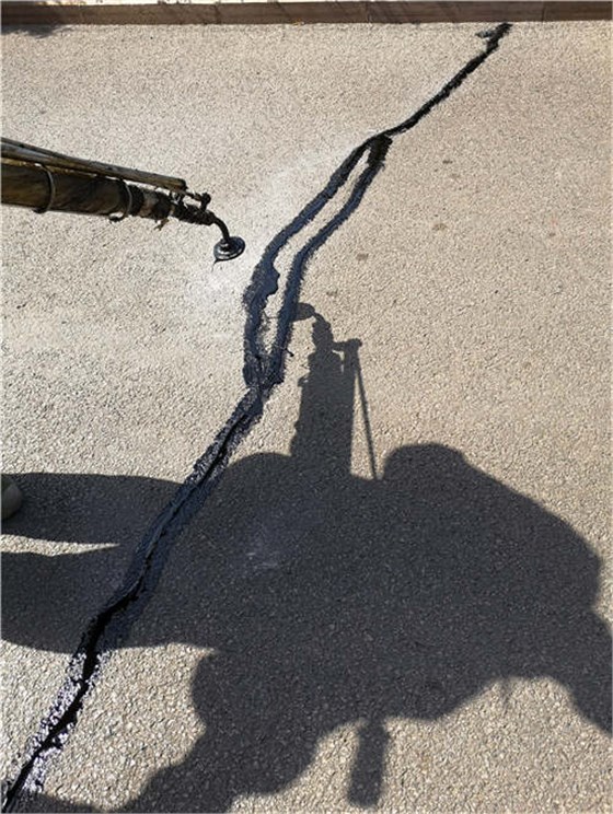 道路灌缝胶