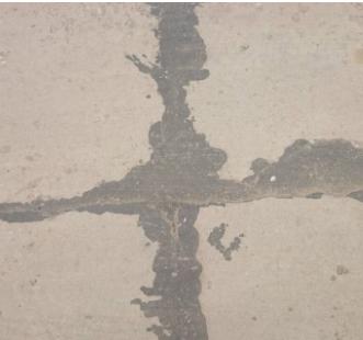 劣质沥青灌缝胶