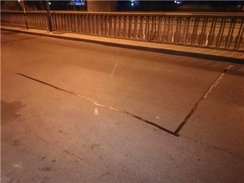 沥青路面自粘贴缝带 沥青路面自粘贴缝带