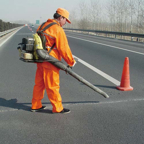 裂缝修补之吹扫